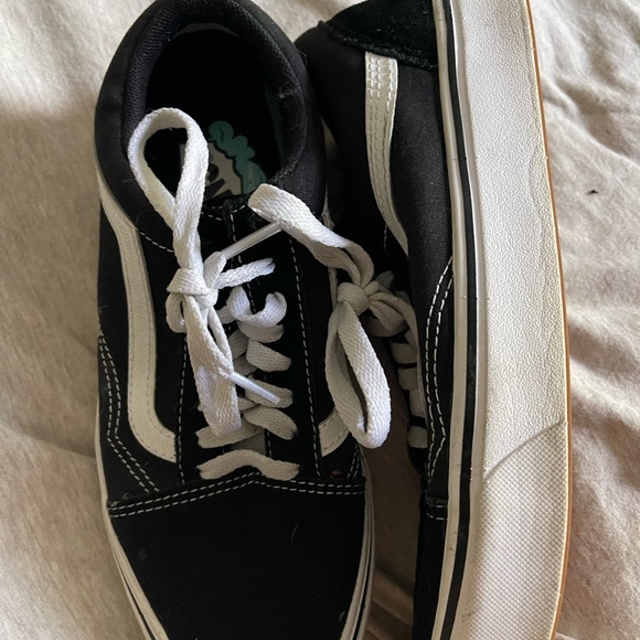 Cushion Vans - Picture 2 of 3